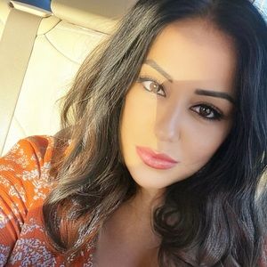 Meet your Posher, Hema